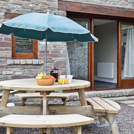 Llaethdy-Milkhouse Villa Talgarth Exteriör bild